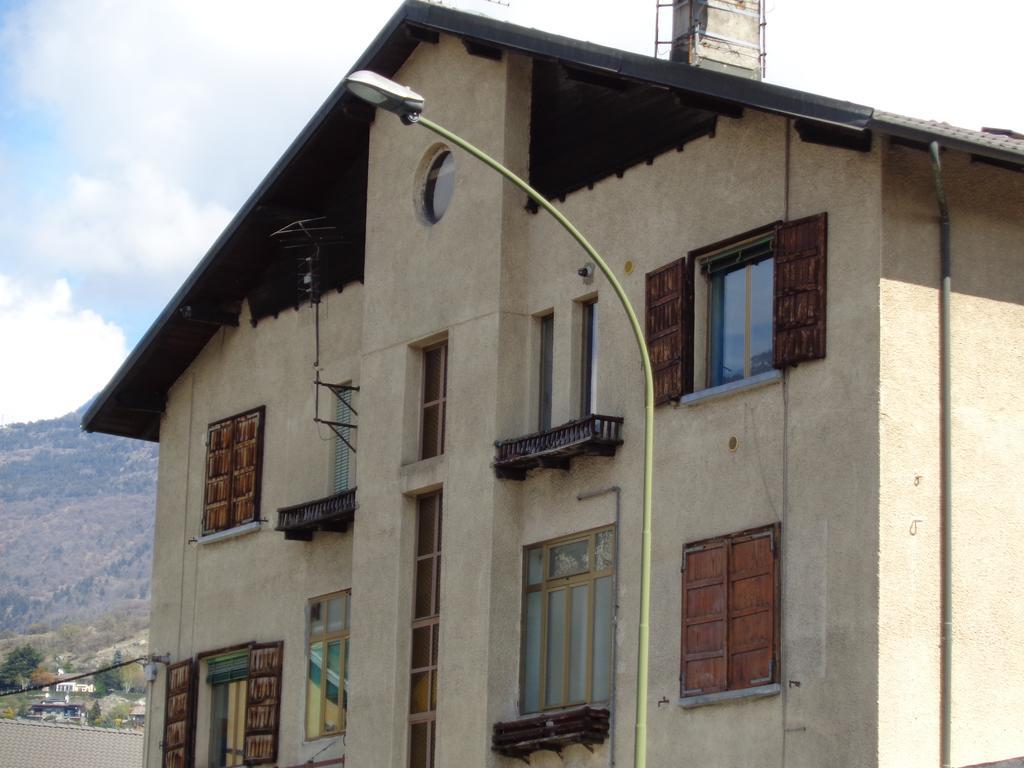 Alloggio Azzurro Cir Alloggio Turistico Vda Aosta 0099 ภายนอก รูปภาพ
